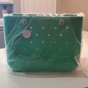 NWT Green with Envy OG Bogg Bag